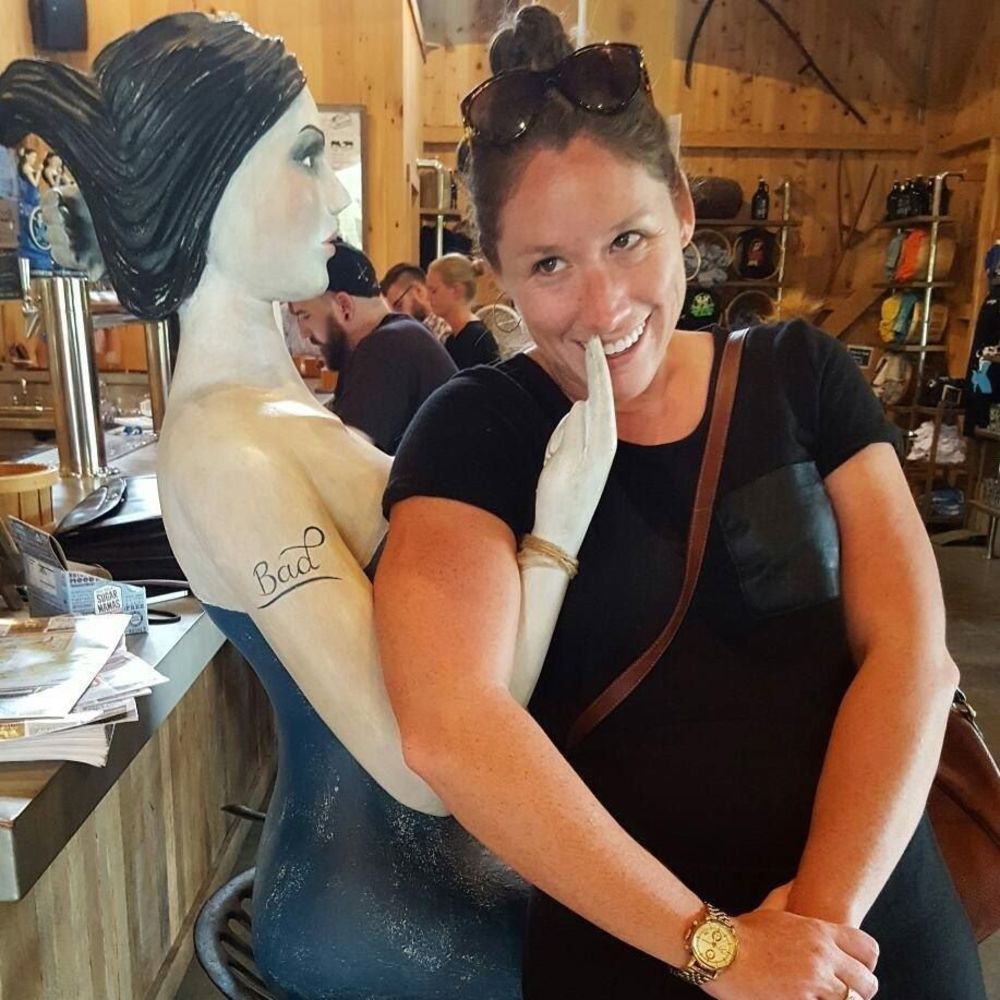 Meet your Posher, Emily